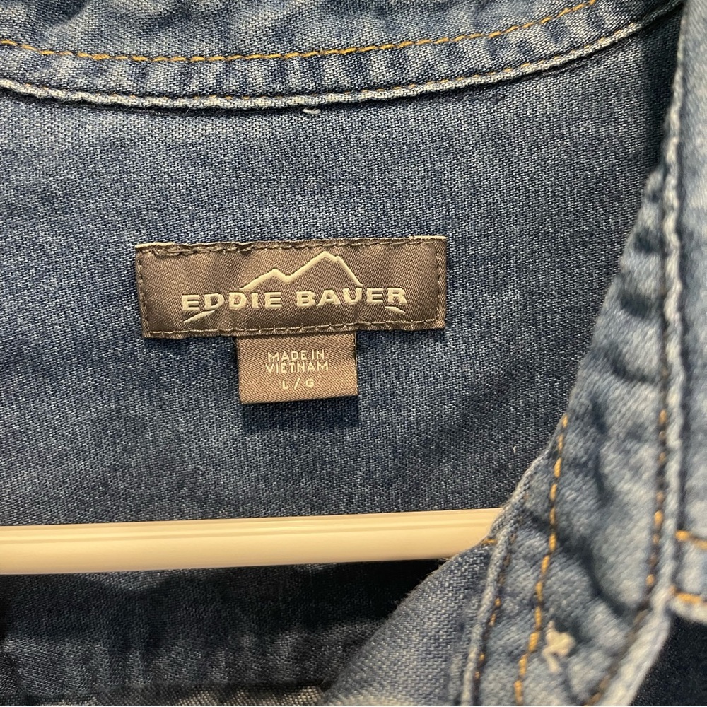 Eddie Bauer button down - Picture 2 of 4